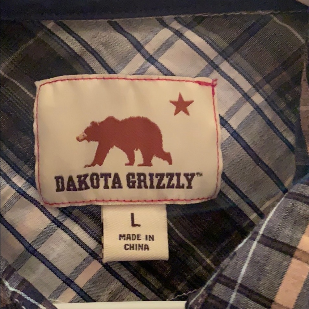 Dakota Grizzly men’s navy plaid shirt